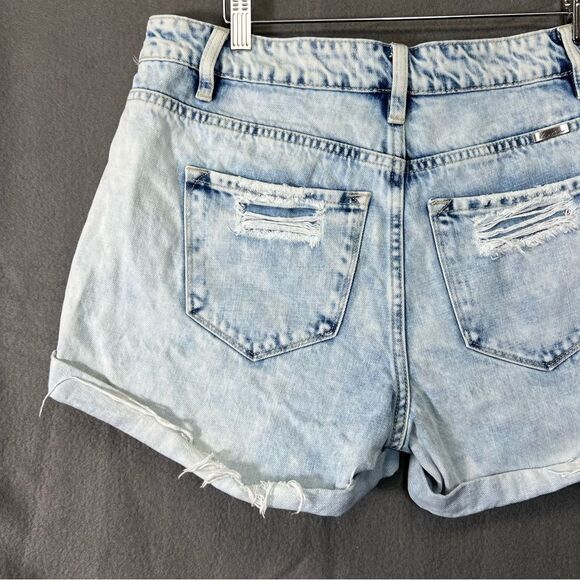 Kancan Women's Distressed Cut-Off Jean Shorts Light Blue Size XL - Picture 4 of 13